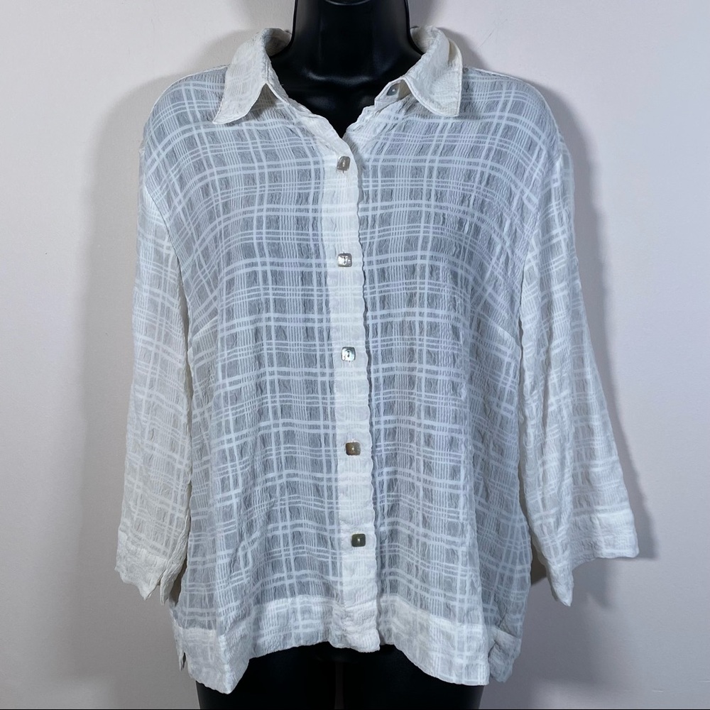 Crazy Horse White Plaid collar semi sheer lightweight blouse size L
